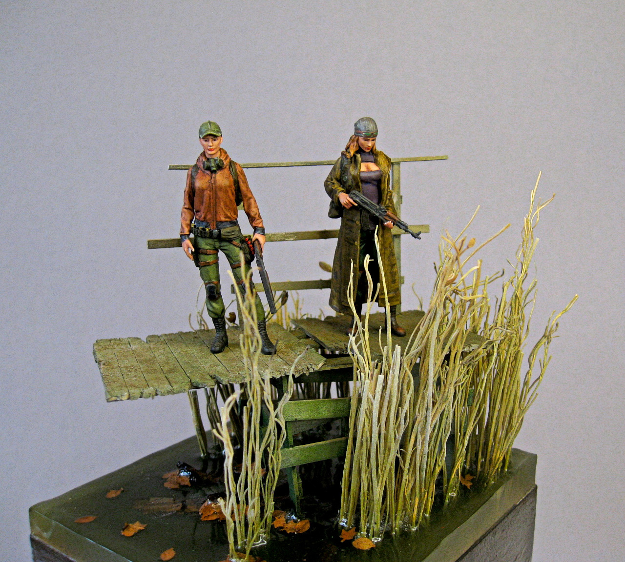 Dioramas and Vignettes: Stalker girls, photo #1