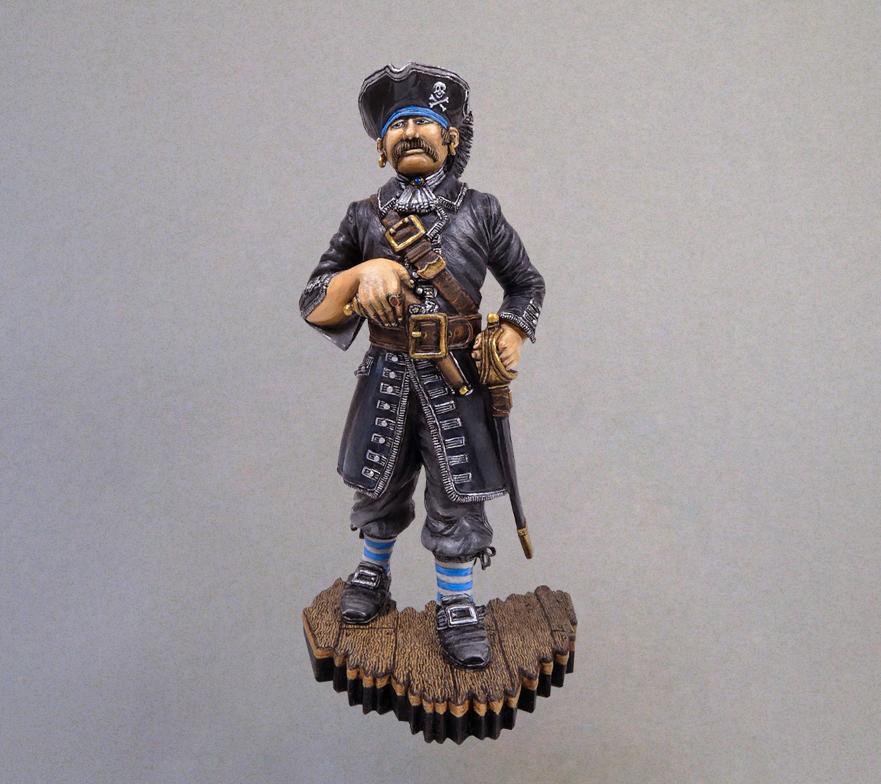 Figures: Old friends, photo #2