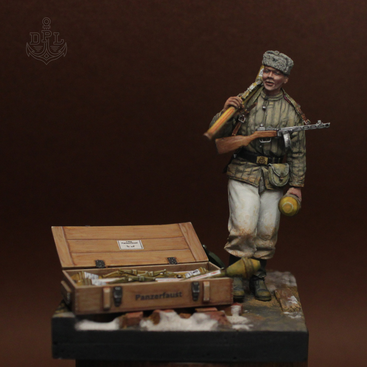 Фигурки: Краснофлотец, бей врага его же оружием!, фото #1