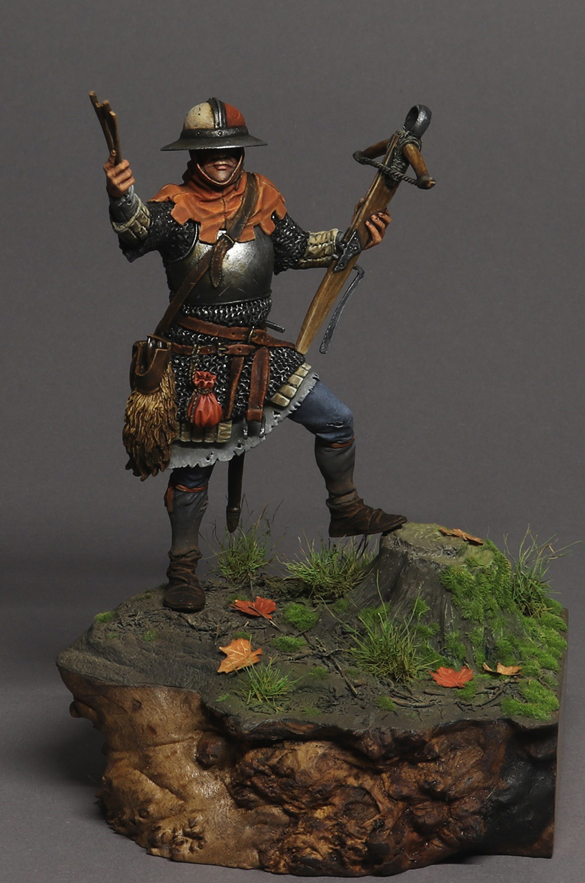 Figures: Crossbowman, 14th century, photo #10