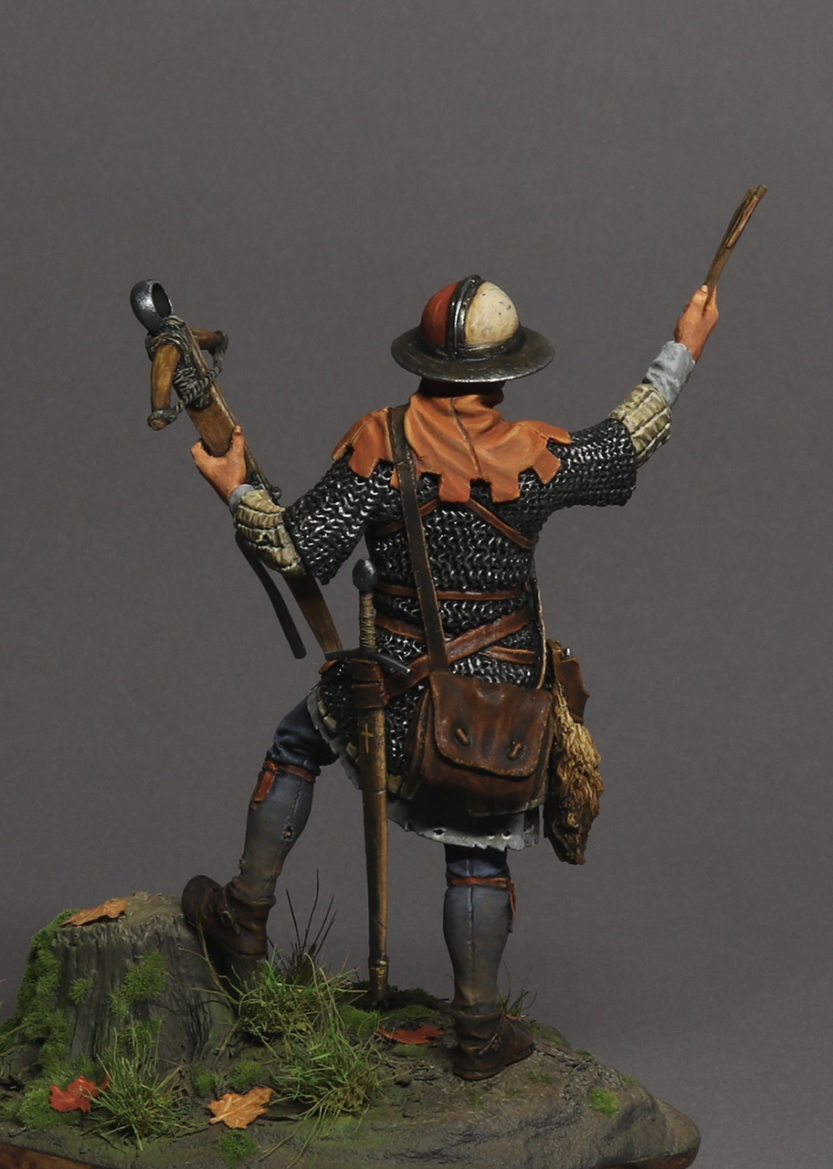 Figures: Crossbowman, 14th century, photo #4
