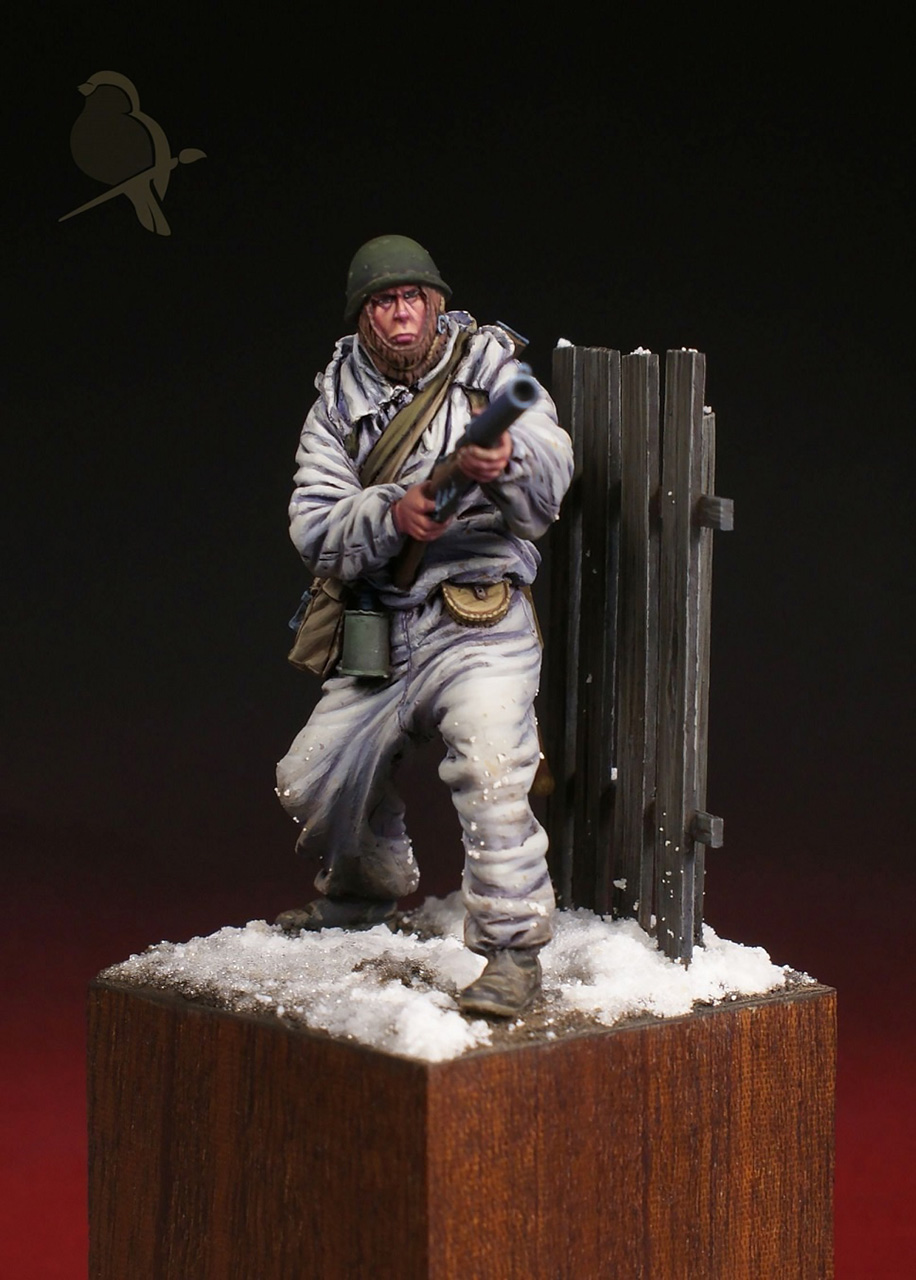 Figures: Soviet trooper with RMN-50. Kharkov 1943, photo #3