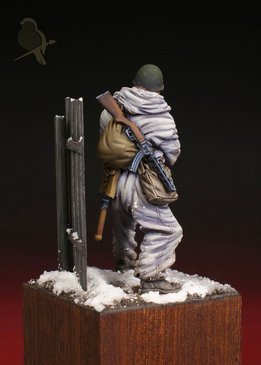 Figures: Soviet trooper with RMN-50. Kharkov 1943, photo #5