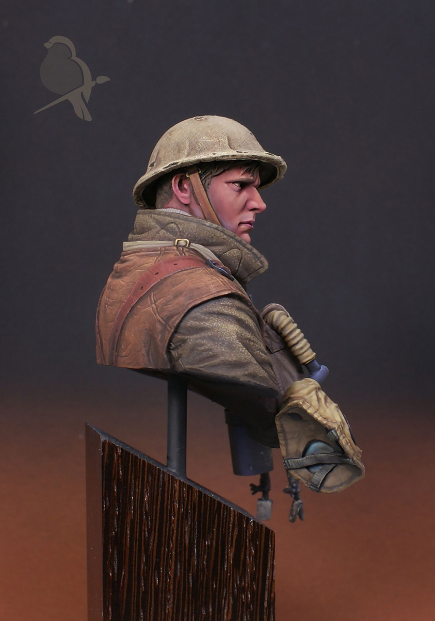 Figures: Lewis machine gunner, WWI, photo #3