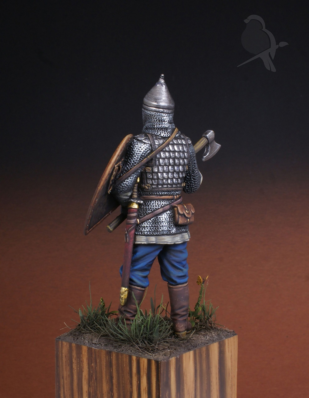 Figures: Russian warrion with an axe, 14th cent., photo #4