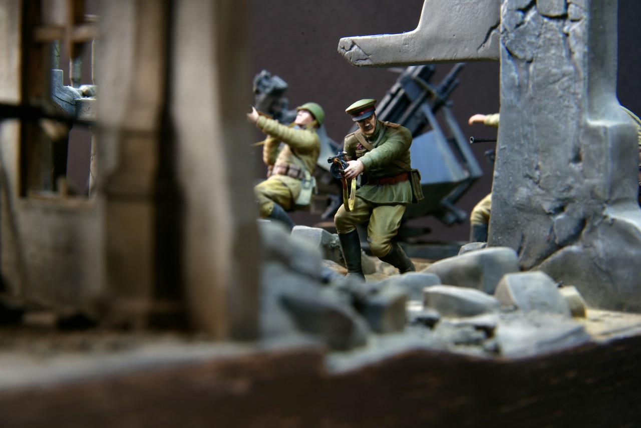 Dioramas and Vignettes: The Assault, photo #10