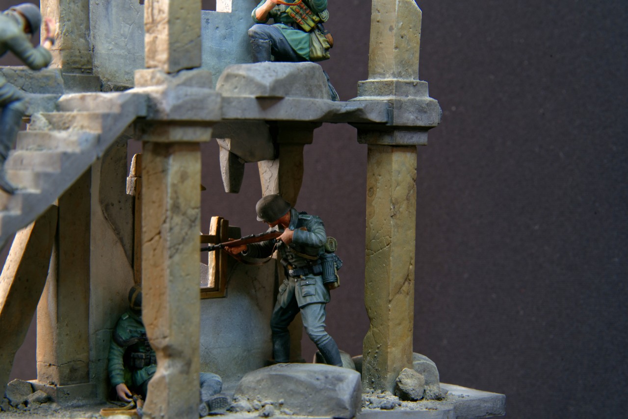 Dioramas and Vignettes: The Assault, photo #11