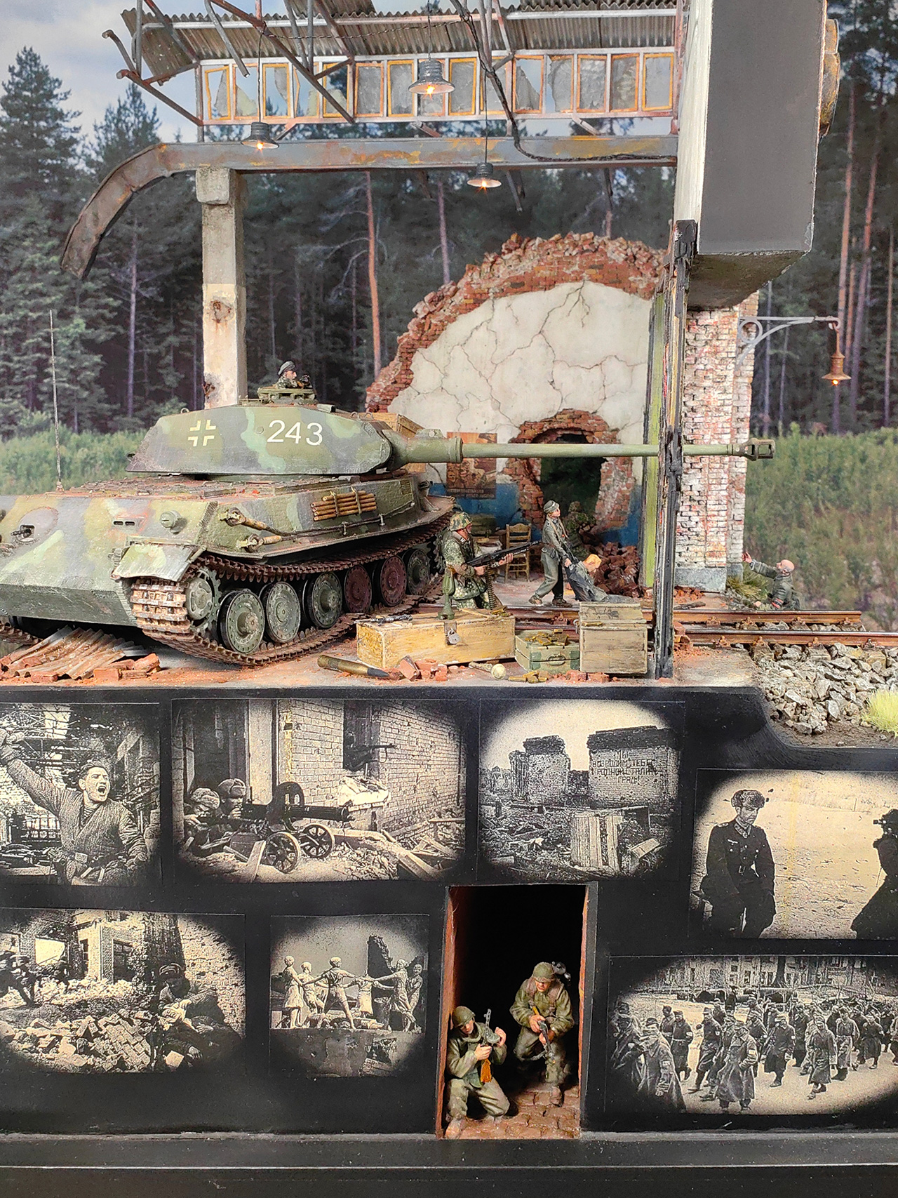 Диорамы и виньетки: Золотой саван Рейха, фото #2