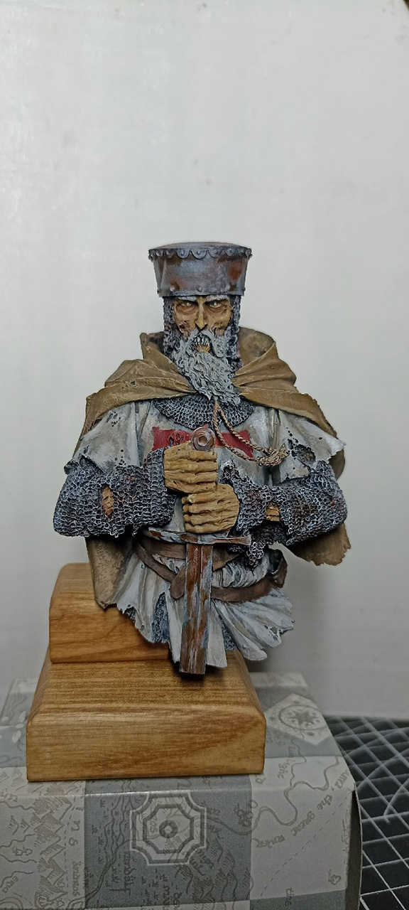 Фигурки: Очень уставший тамплиер, фото #1