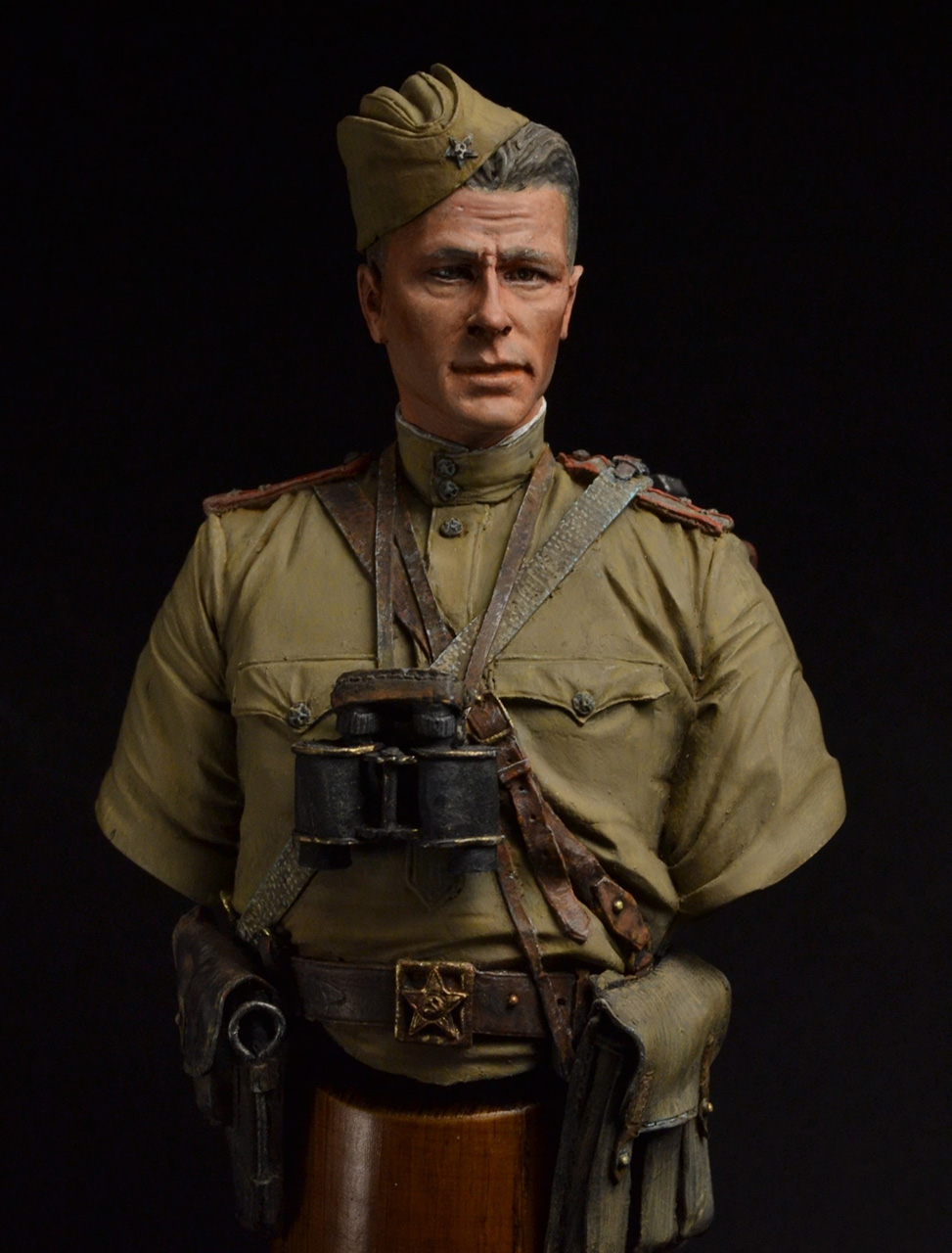 Figures: Red Army commander, photo #1