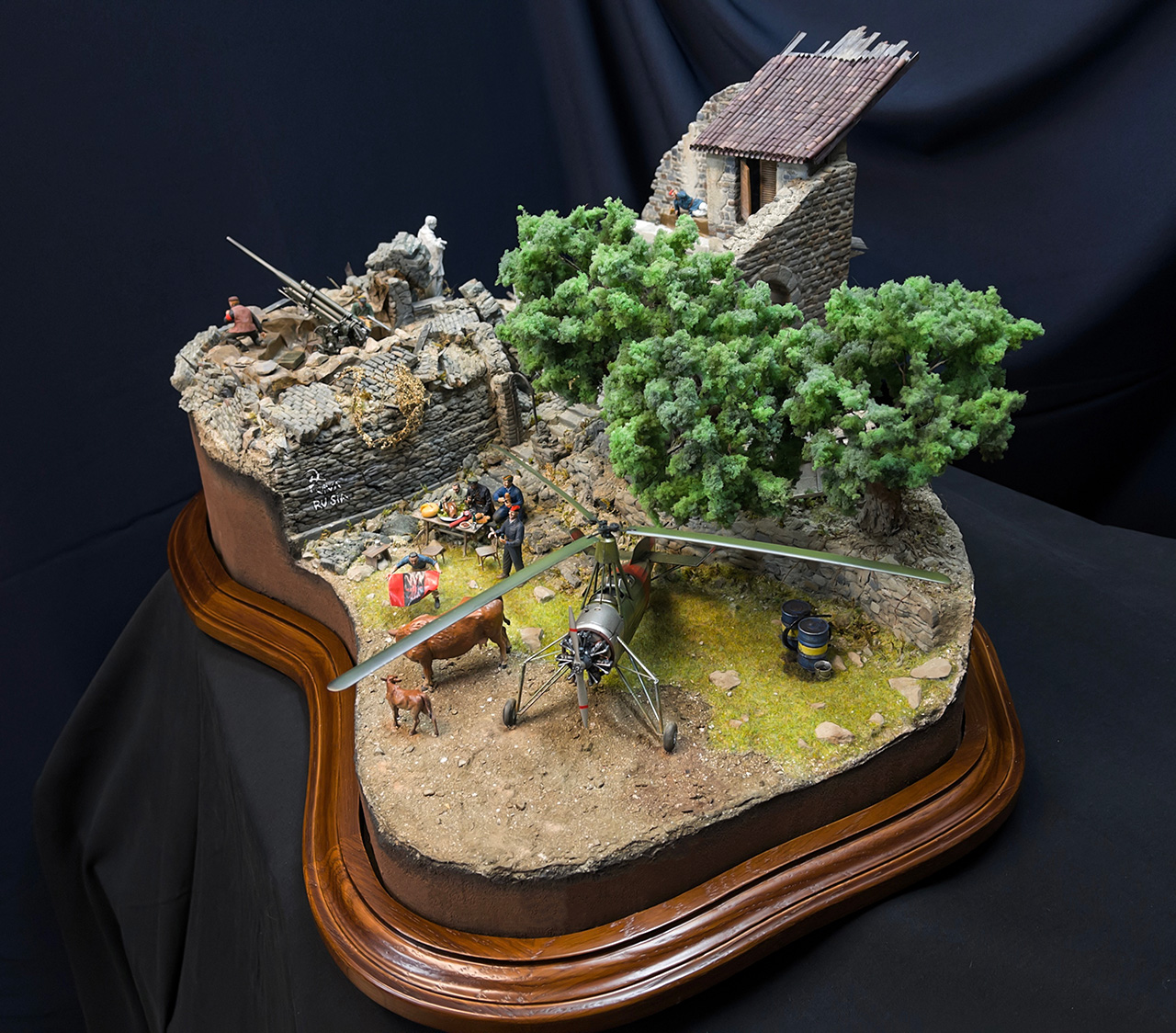 Dioramas and Vignettes: Corrida, photo #2