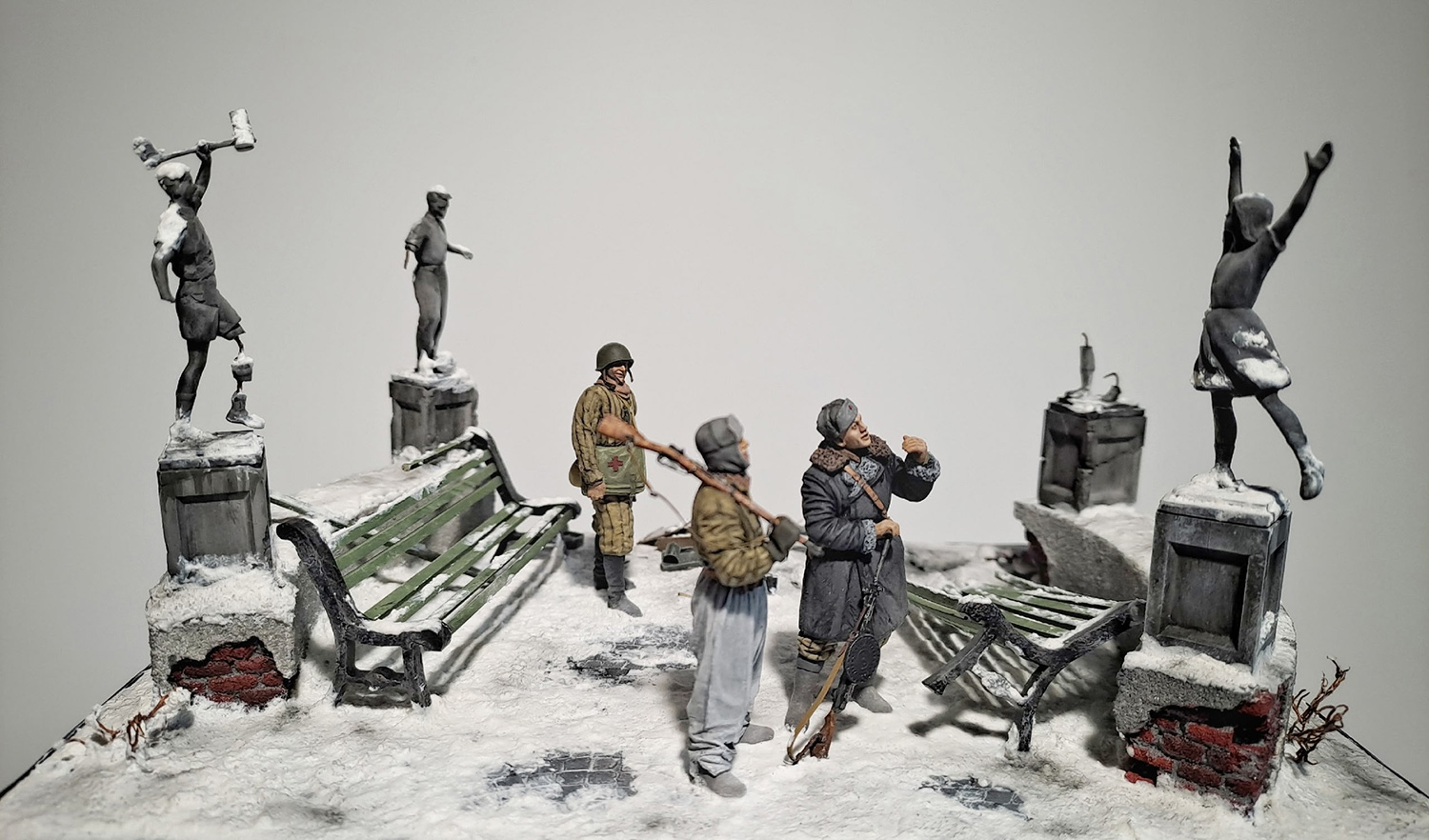 Dioramas and Vignettes: The Survivor, photo #1