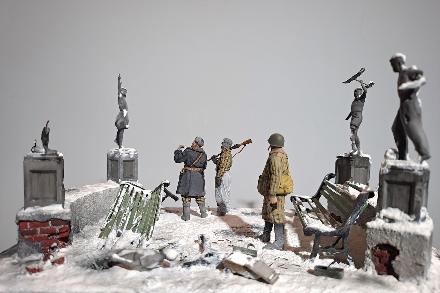 Dioramas and Vignettes: The Survivor, photo #2