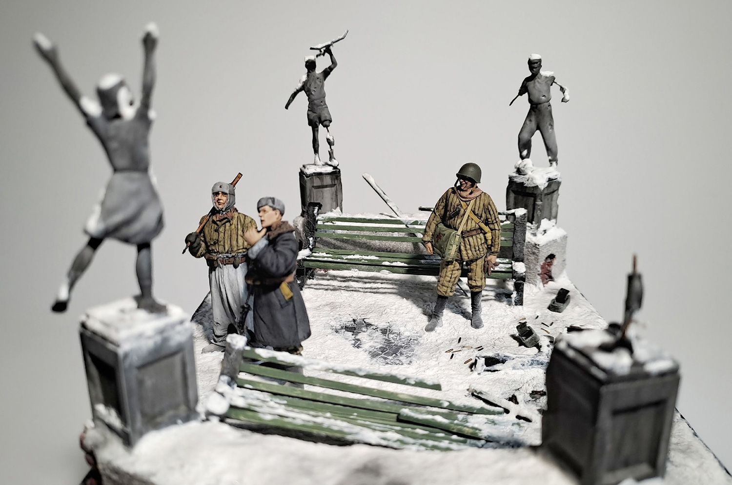 Dioramas and Vignettes: The Survivor, photo #4