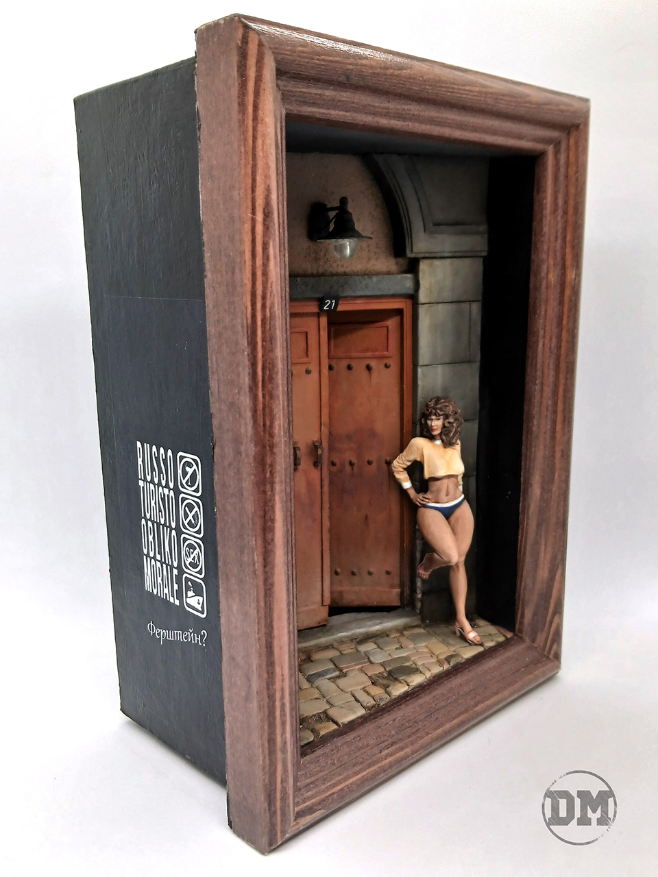 Dioramas and Vignettes: Russo Touristo, photo #3