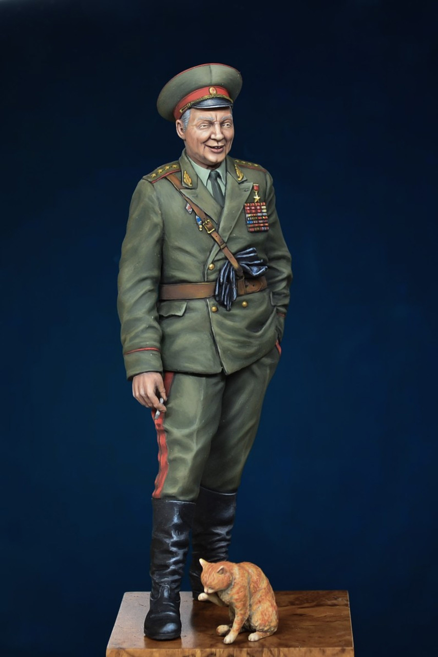 Figures: General V. Margelov, photo #1