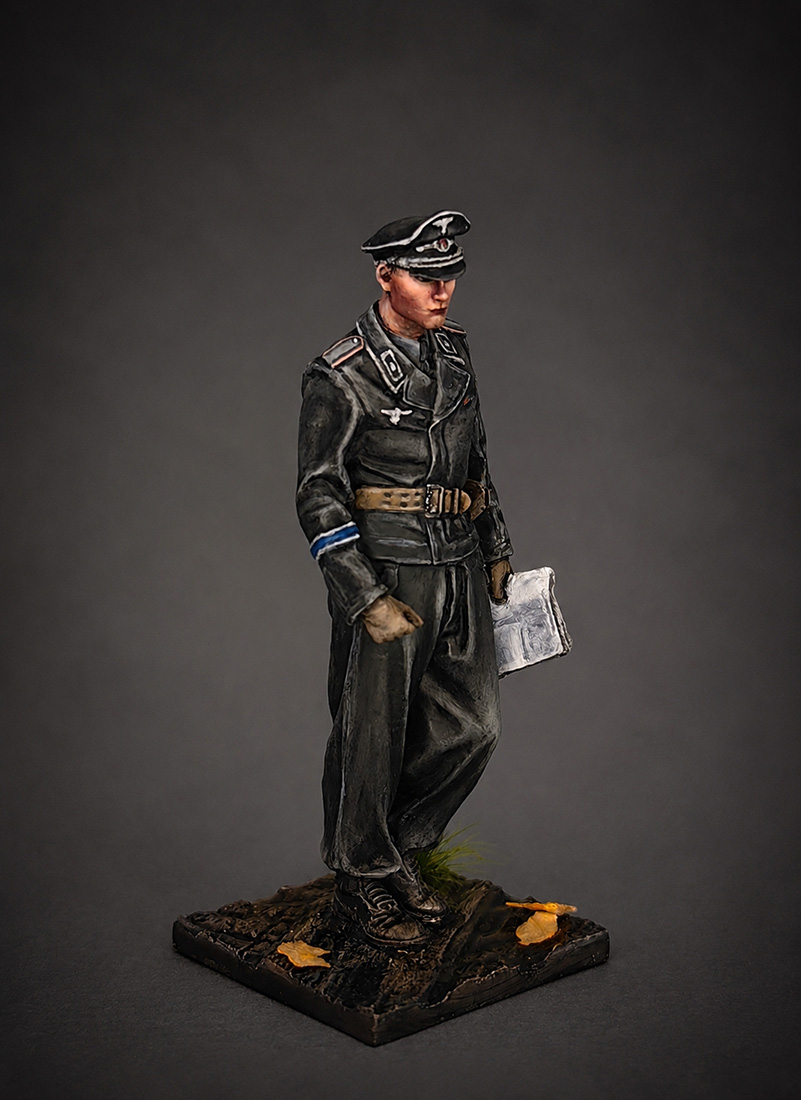 Figures: Herman Göring Panzer Leutnant, 1943, photo #2
