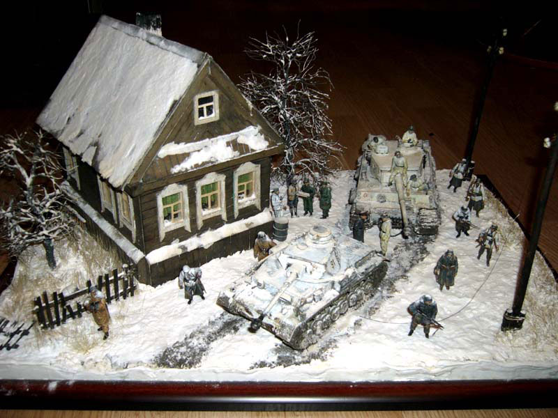 Dioramas and Vignettes: At the gates of ice Hell, photo #1