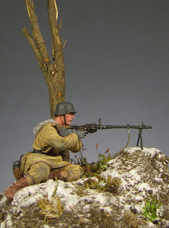 Figures: German machine gunner, photo #2