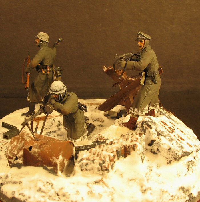 Dioramas and Vignettes: Ice-cold wind from the East, photo #2
