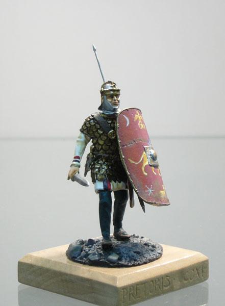 Figures: Praetorian guardsman of Septimius Severus, 211 AD, photo #9