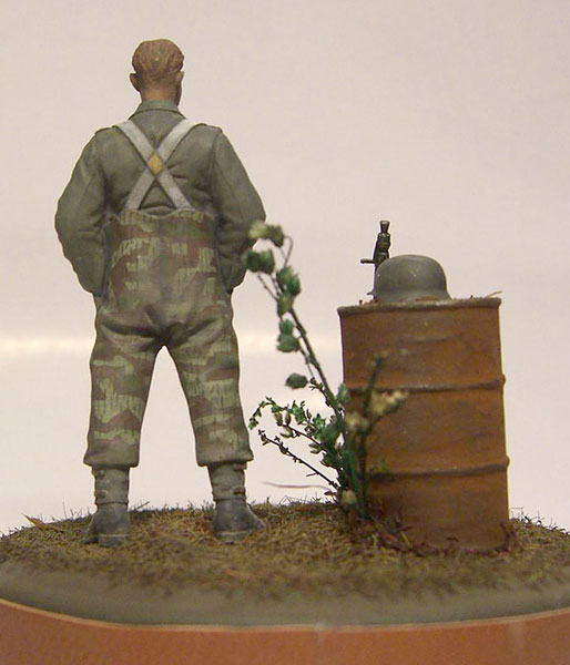 Figures: German machine gunner, photo #3