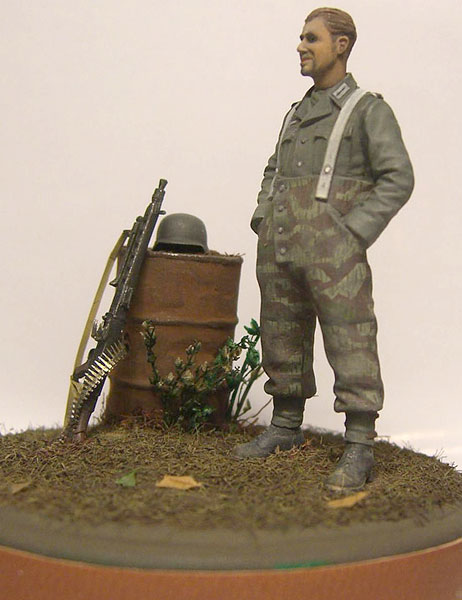 Figures: German machine gunner, photo #6