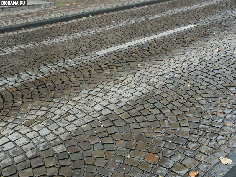 Road pavement, Cologne, West Germany (Library Diorama.Ru)