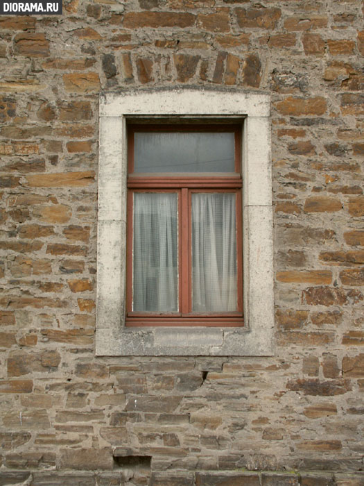 Stone house wall, Brohl, West Germany (Library Diorama.Ru)