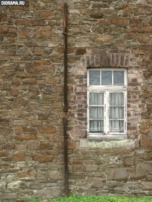 Фрагмент стены дома с окном, Броль, Западная Германия (Копилка Diorama.Ru)