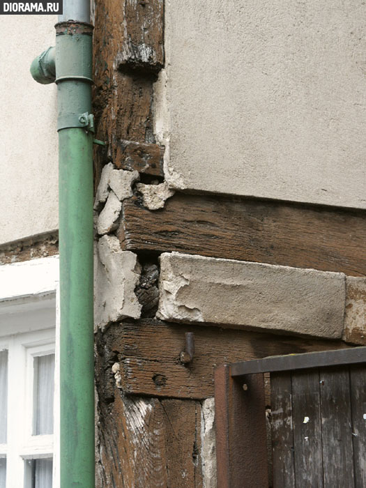 Halftimber house wall, Linz, West Germany (Library Diorama.Ru)