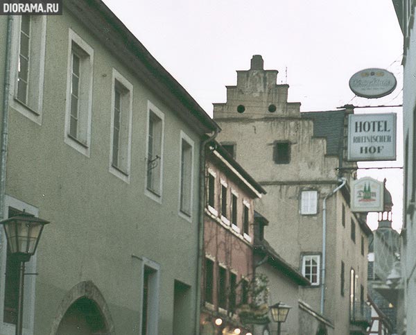 Street with old hotel, Bad Breisig, West Germany (Library Diorama.Ru)