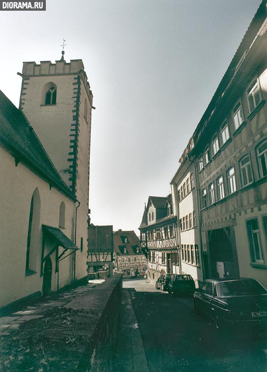 Старая улица, ведущая в центр, Кронберг, Западная Германия (Копилка Diorama.Ru)