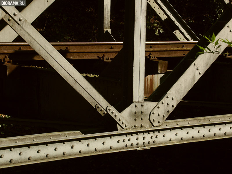 Railroad bridge, Brohl-Lutzing, West Germany (Library Diorama.Ru)