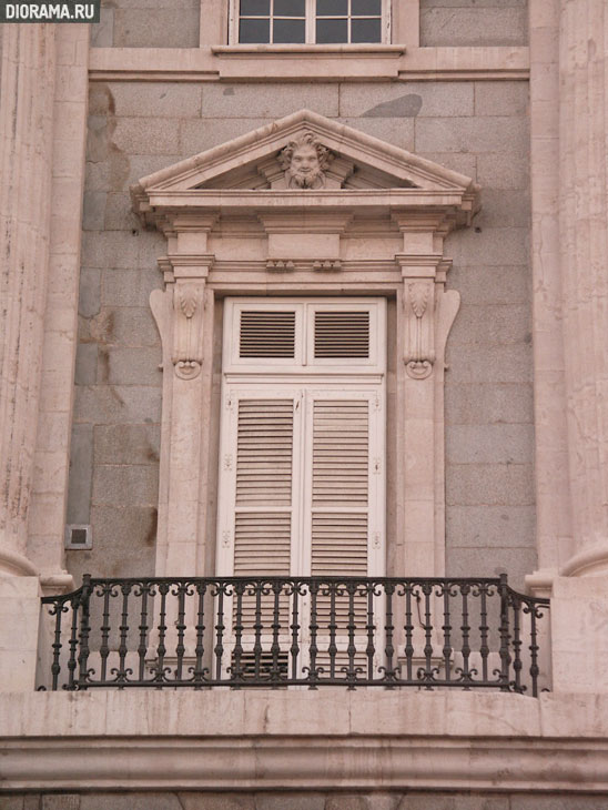 Apartment house balconу, Madrid (Library Diorama.Ru)