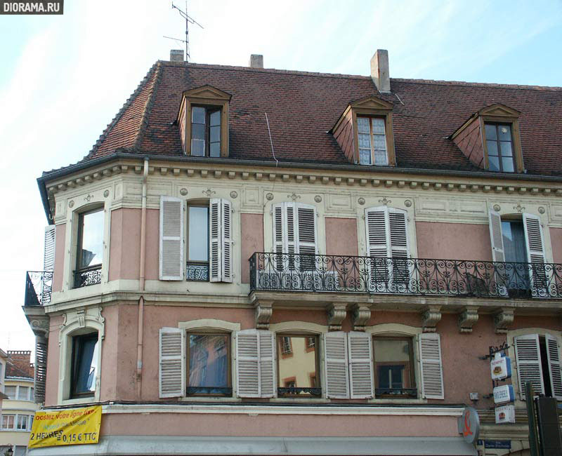 Apartment house, Sarreguemines, Lorraine, France (Library Diorama.Ru)