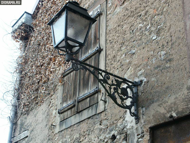 Street lamp, Sarreguemines, Lorraine, France (Library Diorama.Ru)