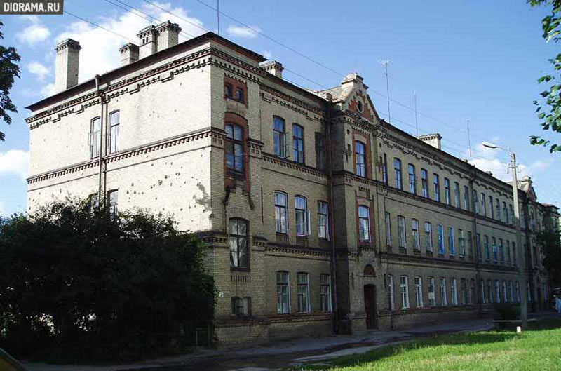 Apartment house, early XX century. , Lutsk, Ukraine (Library Diorama.Ru)