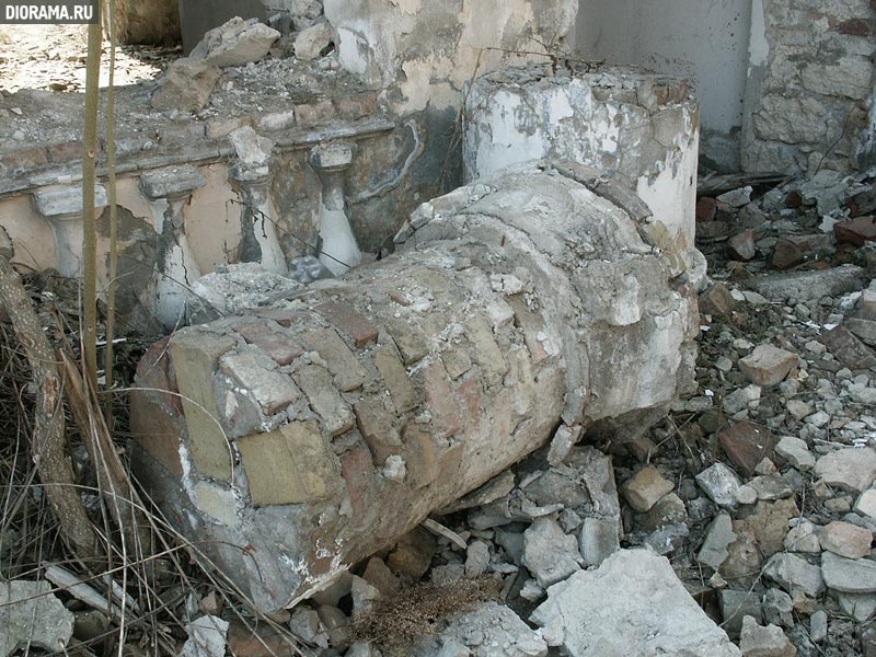 Ruinous building, Pyatigorsk, Russia (Library Diorama.Ru)