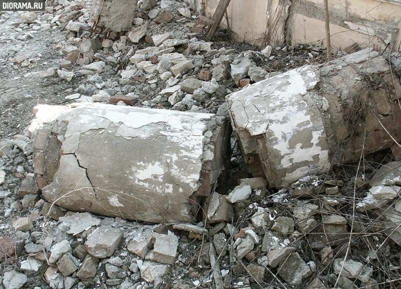 Ruinous building, Pyatigorsk, Russia (Library Diorama.Ru)