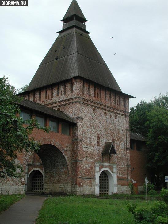 Nikolsky Gates tower, Smolensk, Russia (Library Diorama.Ru)