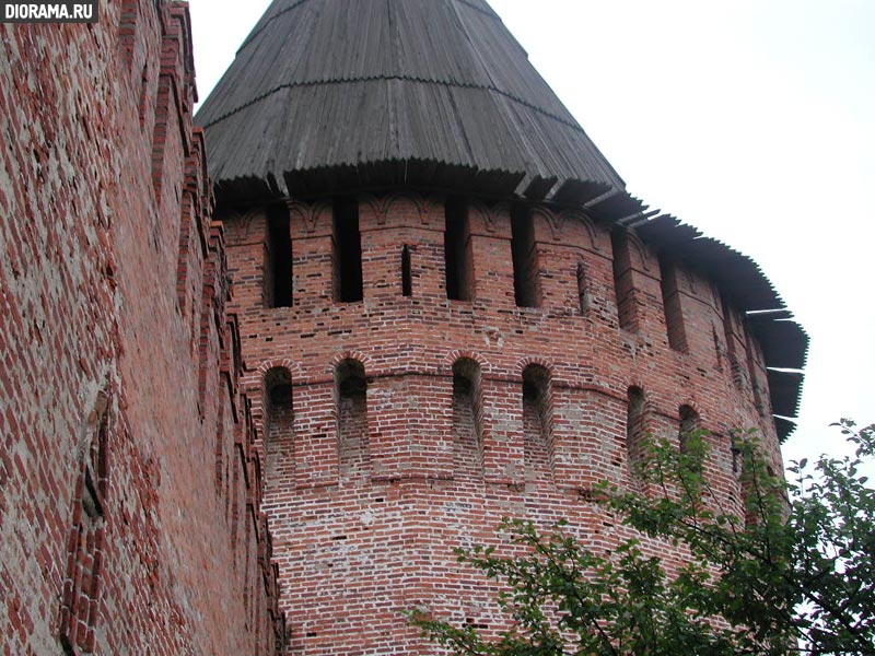 Upper embrasures, Smolensk, Russia (Library Diorama.Ru)