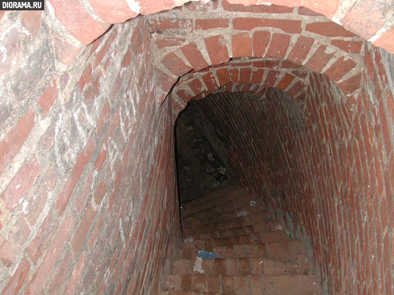 Stairway inside the tower, Smolensk, Russia (Library Diorama.Ru)