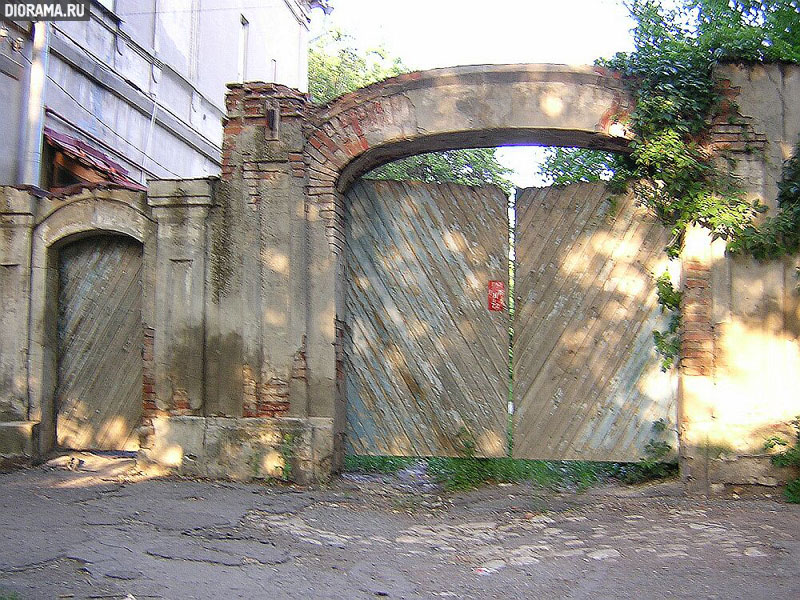 Дощатые ворота с отдельной калиткой, Таганрог (Копилка Diorama.Ru)