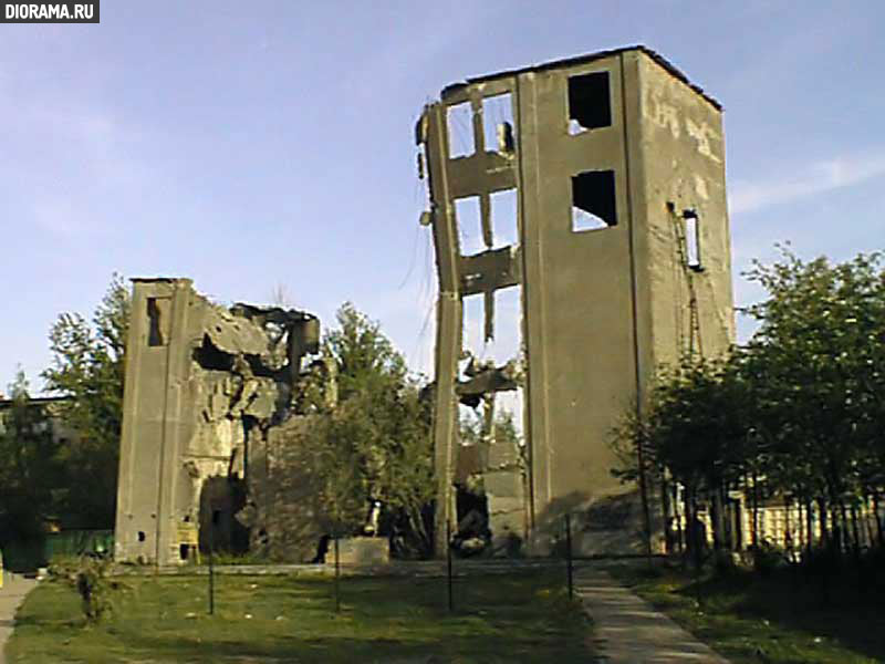 Ruinous grain elevator, Smolensk (Library Diorama.Ru)