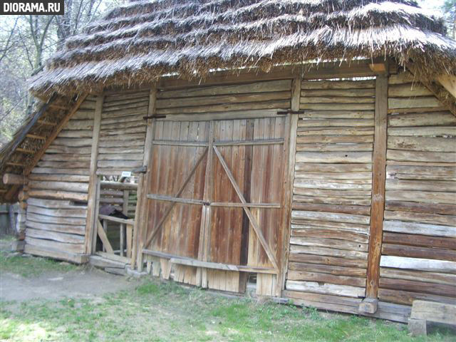 Wooden barn, Lvov Museum of regional, Ukraine (Library Diorama.Ru)