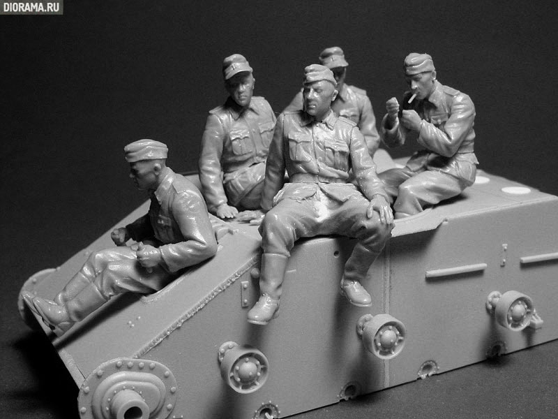 Обзоры: Сидящие немецкие артиллеристы, фото #7