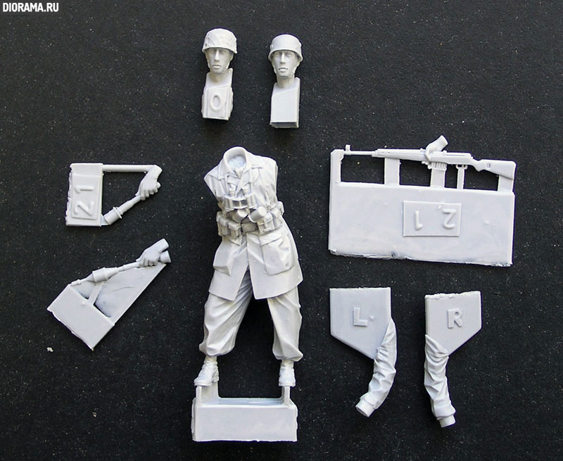 Reviews: Paratrooper and DAK Officer, photo #4